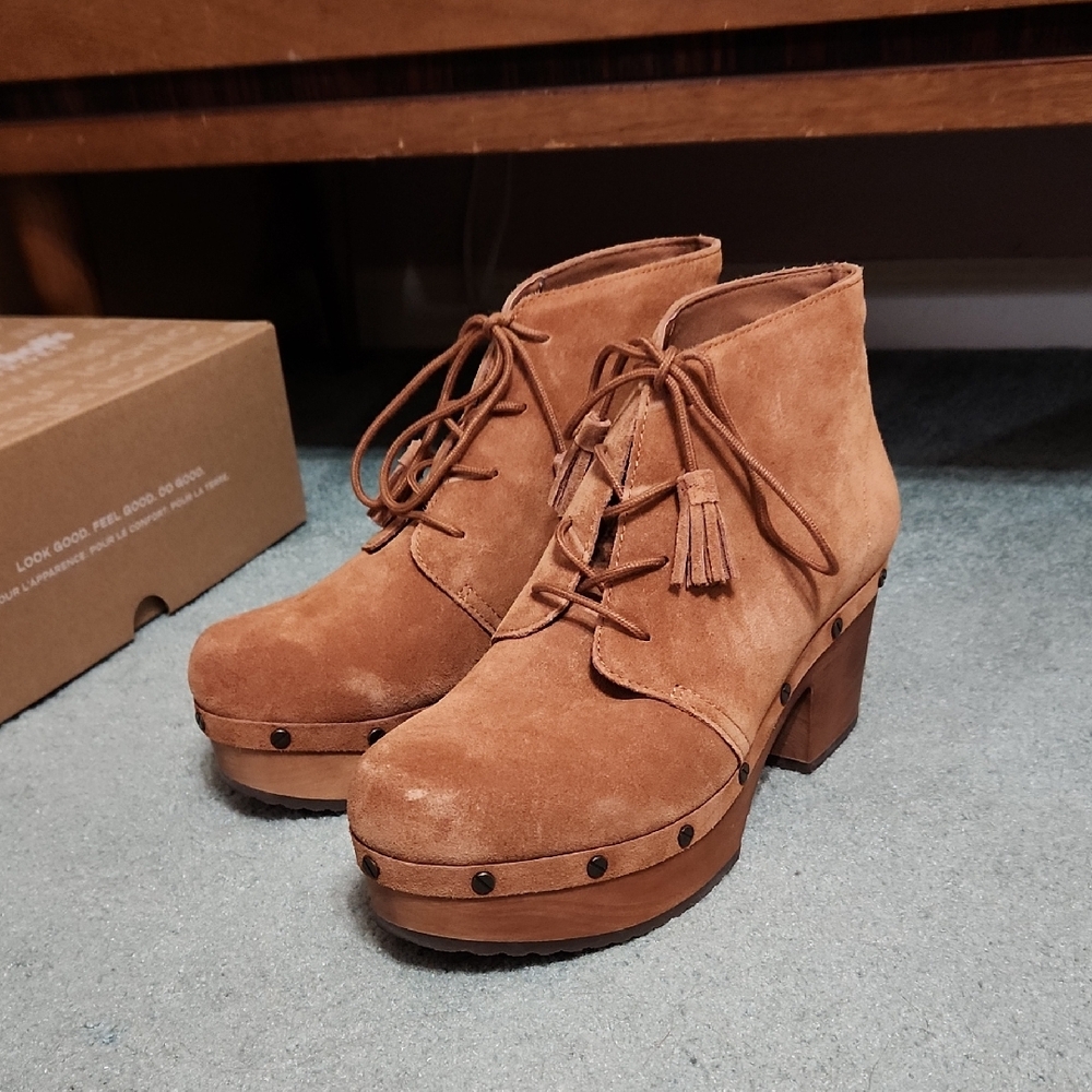 Dr. Scholl's Original Chic Platform Bootie size 8.5